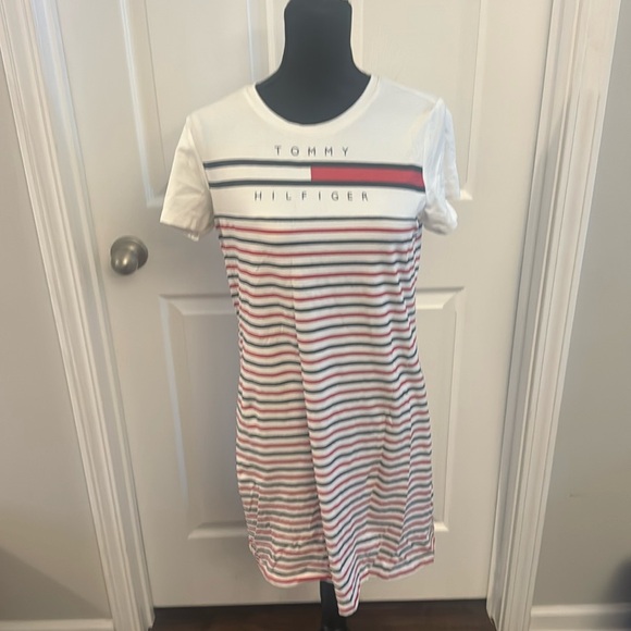 Tommy Hilfiger T-shirt Dress - Picture 1 of 4